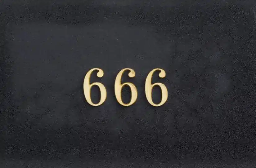 666: A Profecia Revelada