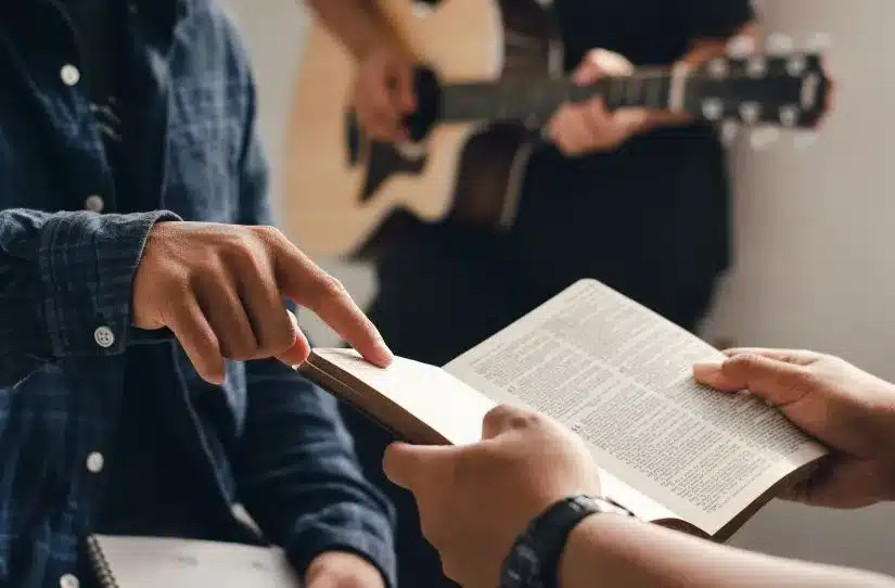 Como a Música Gospel Influencia a Vida Cristã